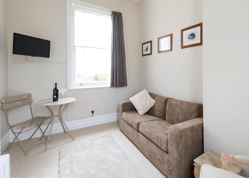 Bed and Breakfast No 2 Broadgate à Barnstaple Extérieur photo